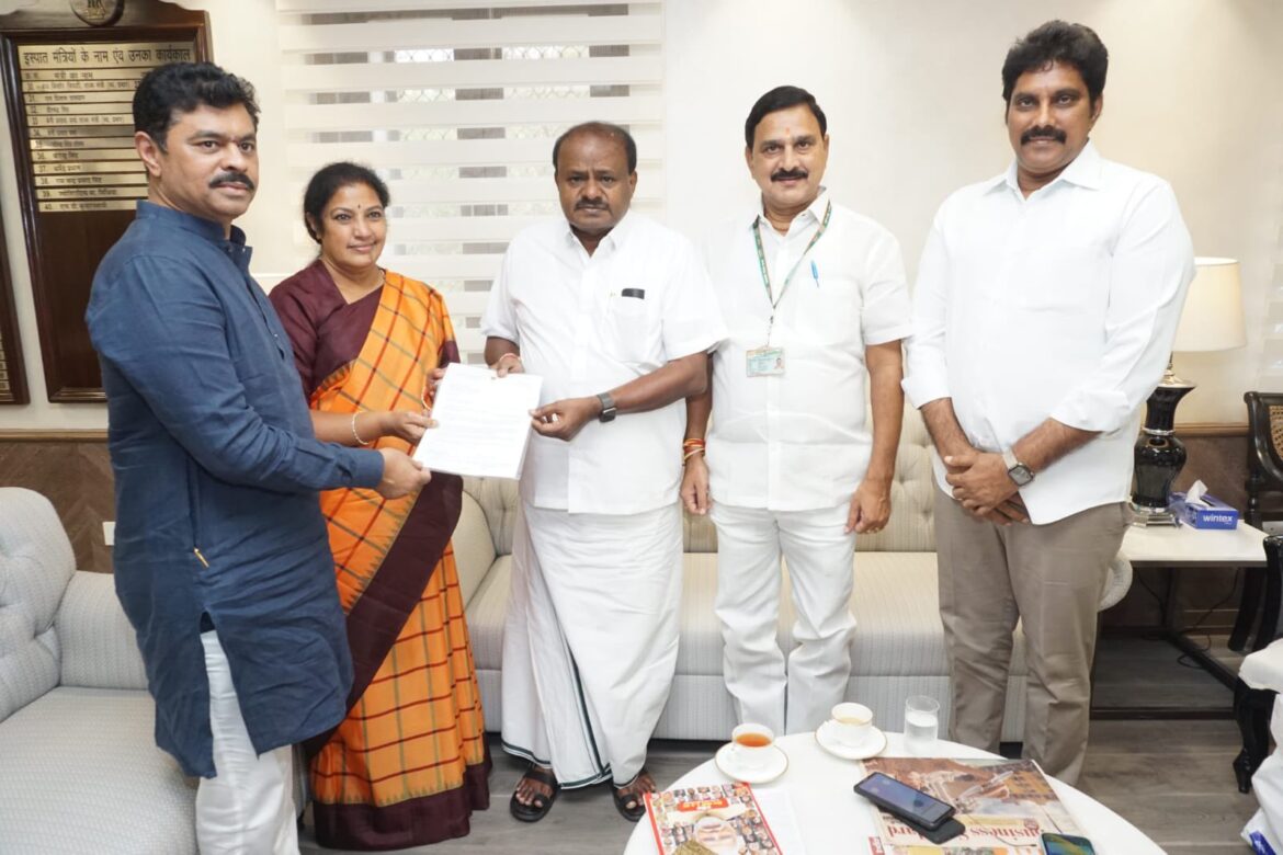 BJP MPs meet Kumaraswamy