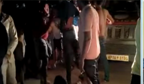 Drunk men stopped Minister Subhash's convoy