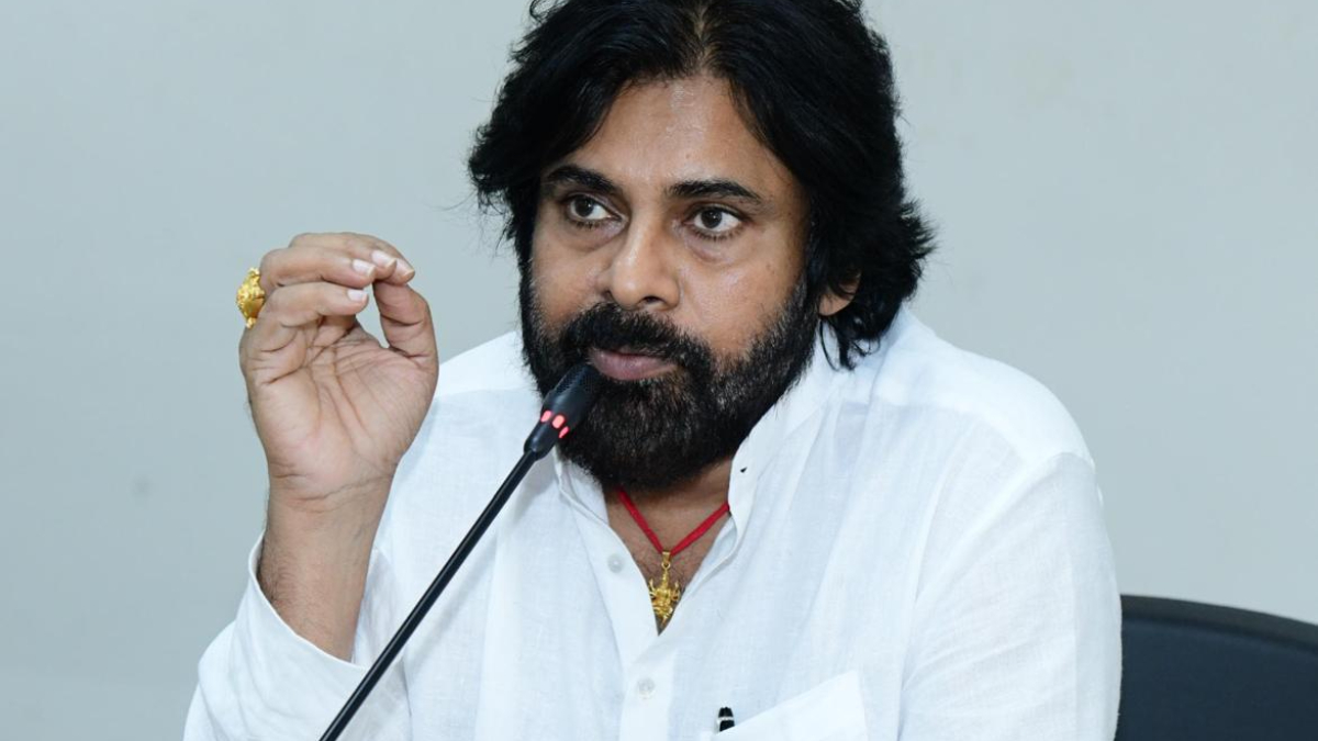 Pawan Kalyan's comments on heroes playing smugglers spark debate - RTV  English