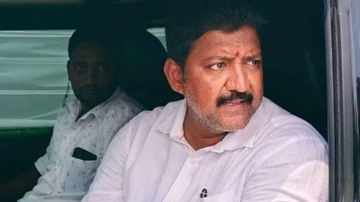 Vamsi Vallabhaneni Vallabhaneni Vamso