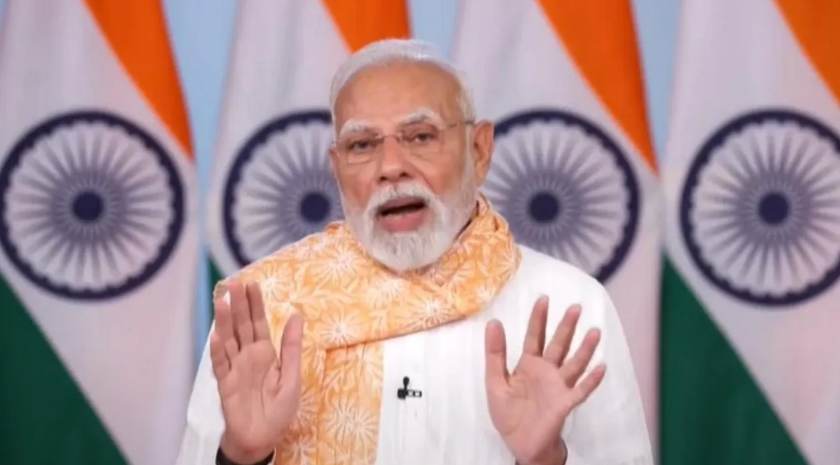 Modi Kaveri bus